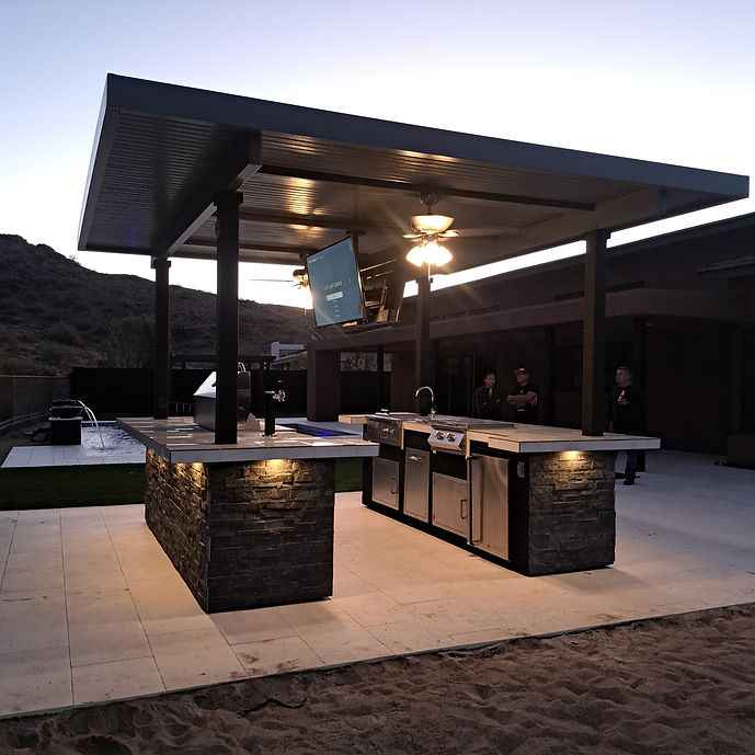 KoKoMo Big Island Sports Bar Outdoor Kitchen Grill