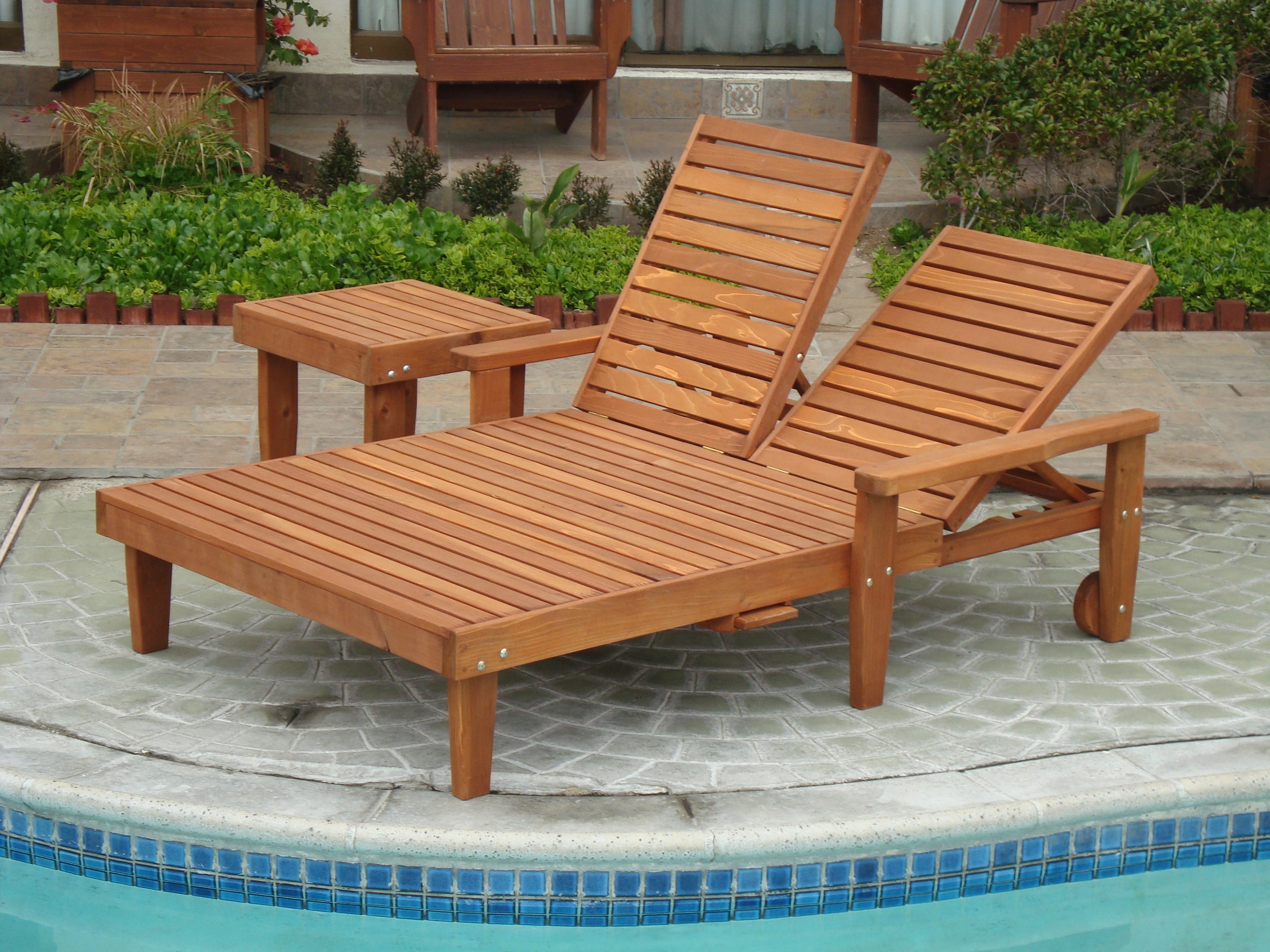 Best Redwood Chaise Lounge