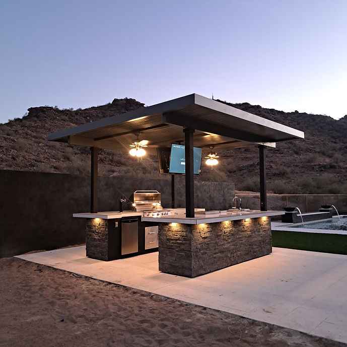 KoKoMo Big Island Sports Bar Outdoor Kitchen Grill