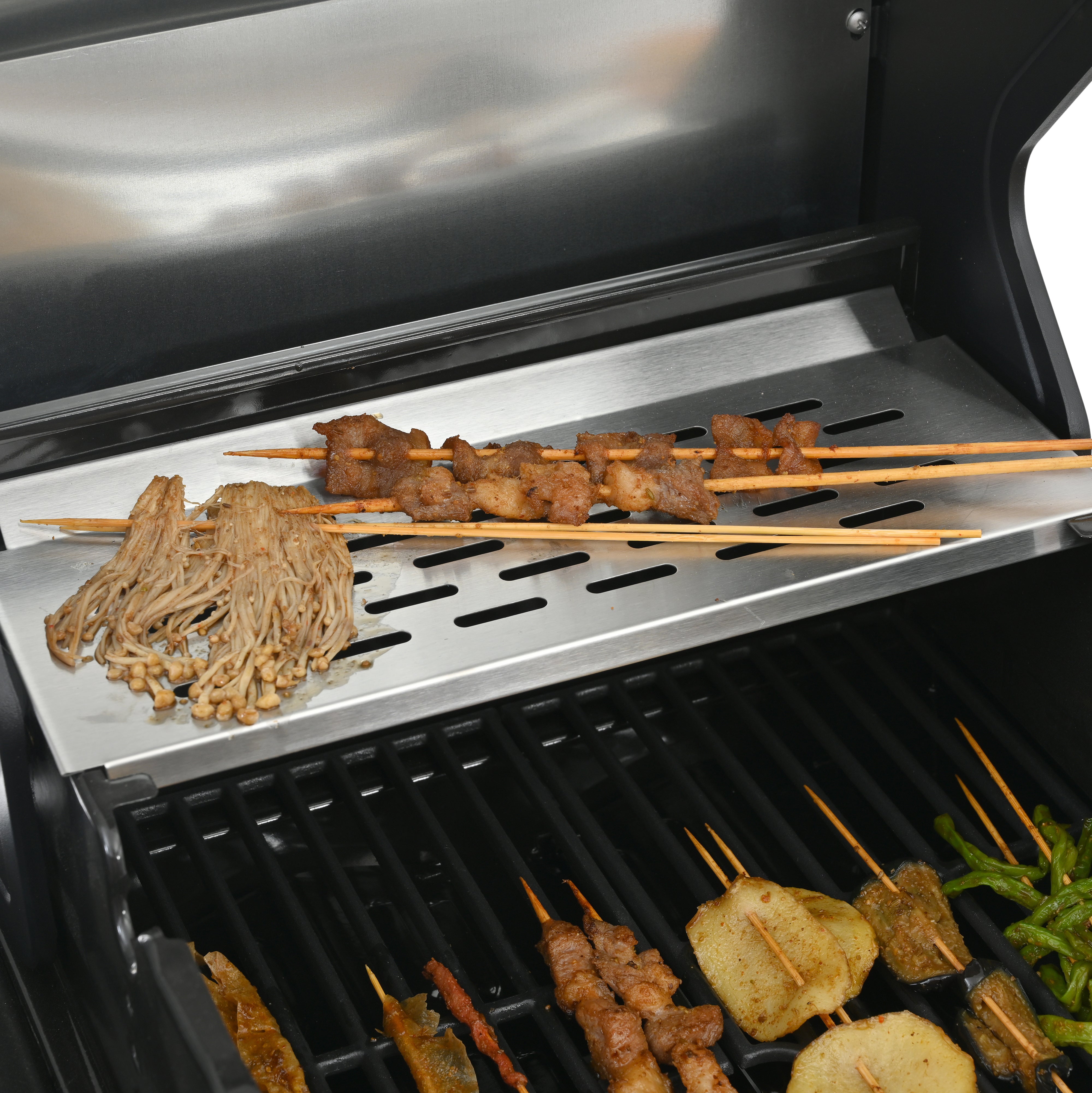 2+2 Multi-Function Gas Grill and Griddle Combo with Cover
