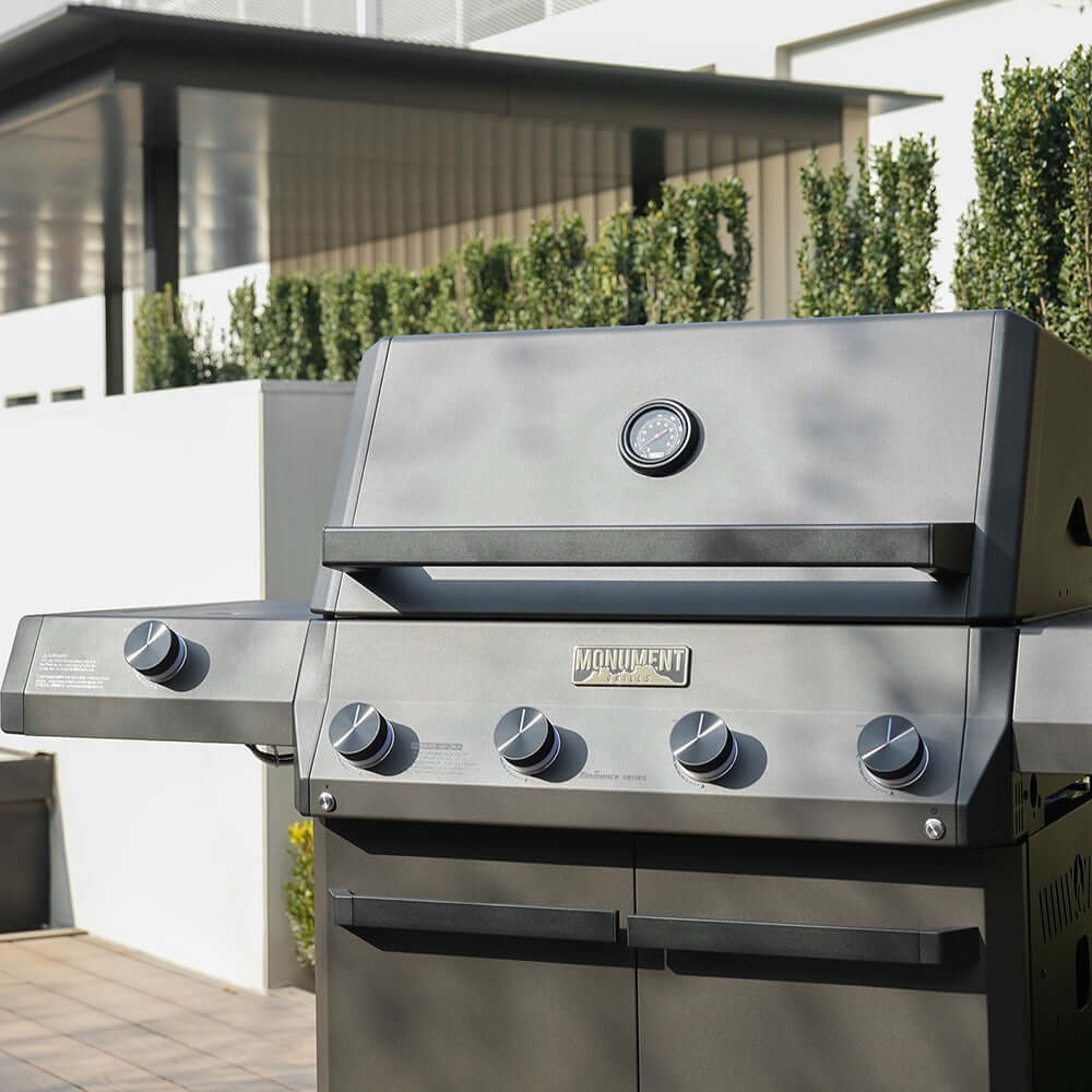 Eminence 425 60,000 BTU Gas Grill